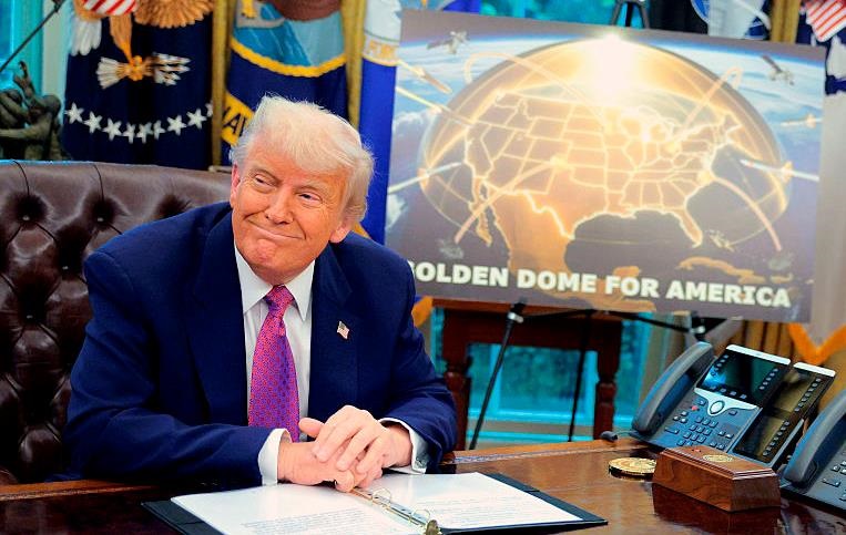 Новини бізнесу - Трамп пригрозив Apple митами в розмірі 25%