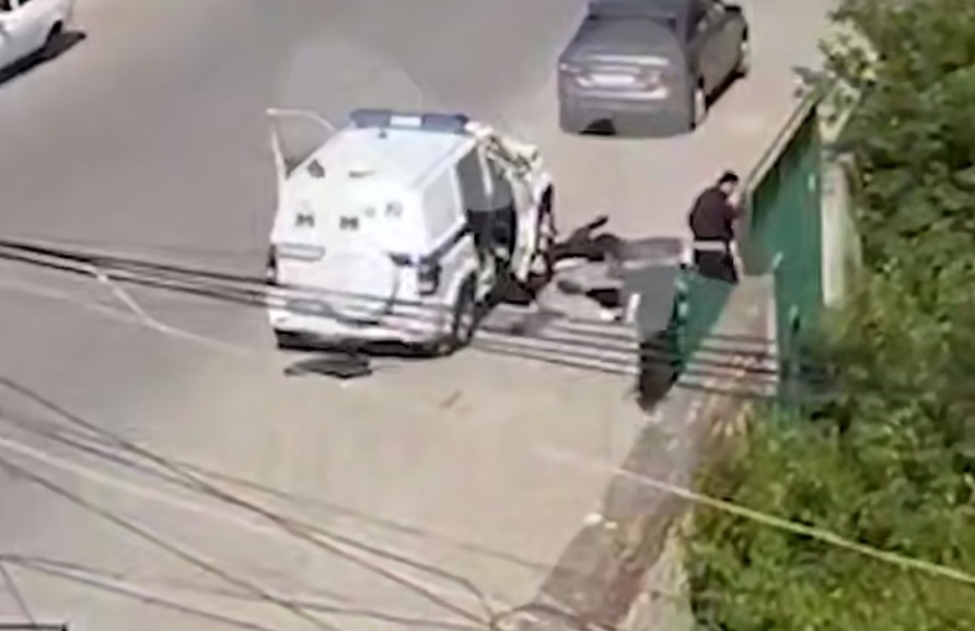 Новини світу - В російській Махачкалі напали на поліцію: є жертви