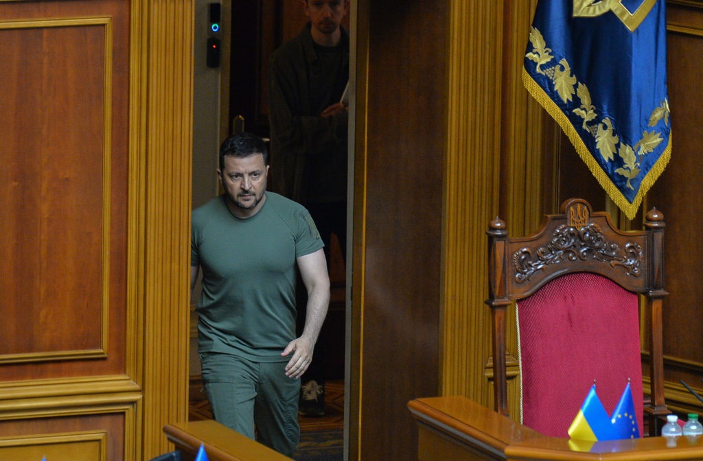 Новини України - Зеленський подав невідкладний законопроєкт про військового омбудсмана