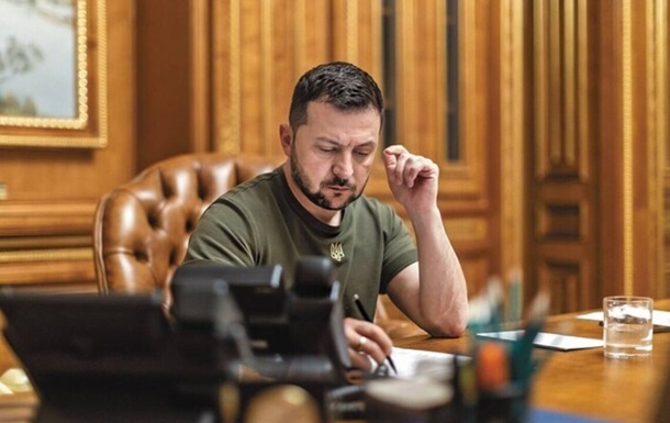 Новини України - Президент підписав закон про обмеження виплати пенсій держзрадникам