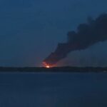 Новини України - В російському Енгельсі після атаки третій день палає нафтобаза