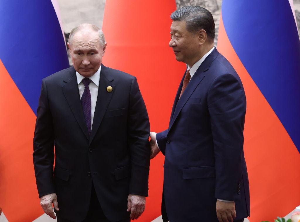 Новини світу - Сі планує зустріч Трампа з Путіним у Пекіні - ЗМІ