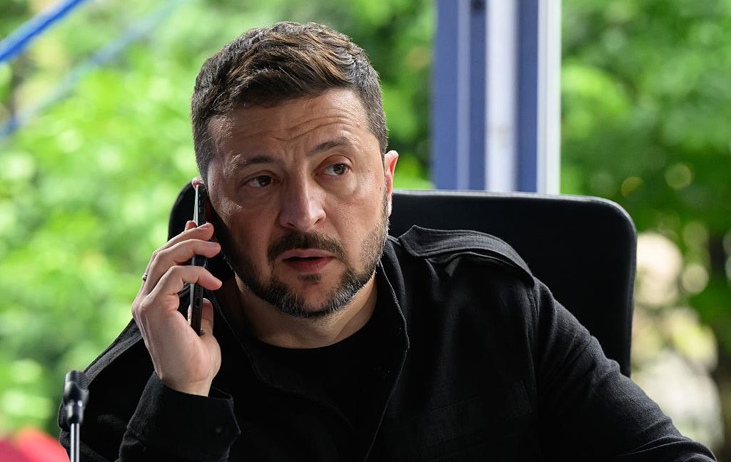 Новини України - Зеленський погодив законопроєкт щодо НАБУ і САП
