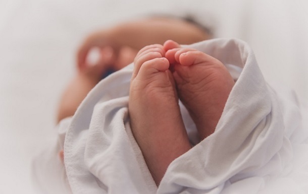 Новини України - У Дніпрі жінка залишила новонароджену дитину на вулиці