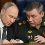 Новини світу - Герасимов обманює Путіна щодо фронту - Reuters