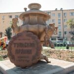 Новини політики - У Маріуполі РФ організувала Тульський проспект із самоваром