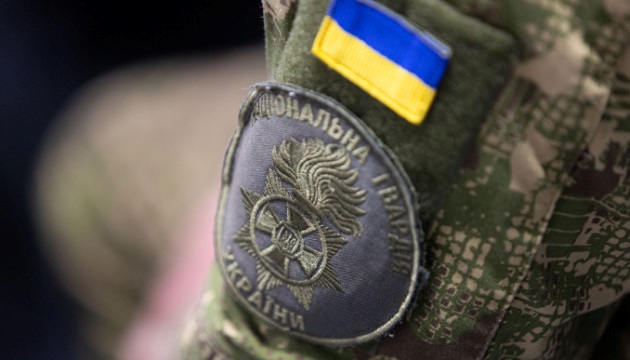 Новини України - В Івано-Франківську двоє молодиків побили нацгвардійця через зауваження