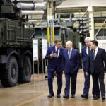 Новини світу - Вперше з початку війни: у РФ почали падати зарплати на підприємствах ВПК