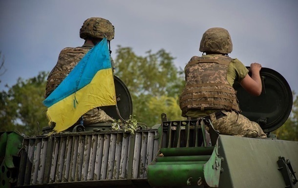 Новини України - ЗСУ встановлюють держпрапори в селі на Сумщині