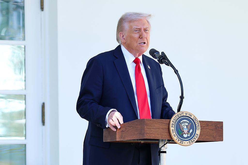 Новини світу - Людина Путіна в США. Трамп змінює ставлення до РФ