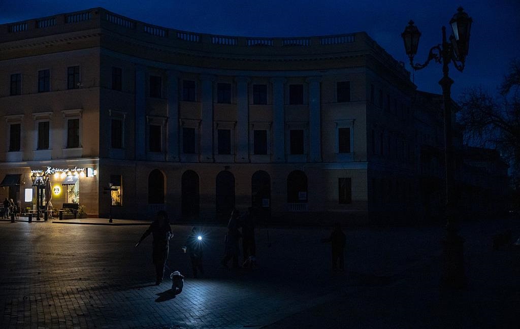 Новини України - Енергетики розповіли про відключення світла в суботу