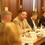 Голова Нацкомфінпослуг Руслан Магомедов про вплив Фонду декарбонізації на ринок зелених облігацій