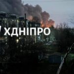 Новини України - Атака РФ: Дніпро після вибухів накрив чорний дим