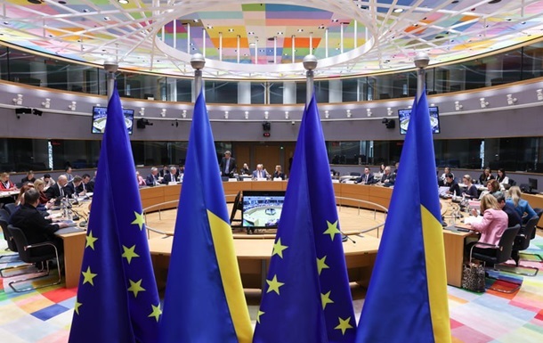 Новини України - Дослідження: Допомога Києву з боку союзників падає