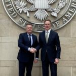 Новини України - Кислиця прибув на переговори до Китаю