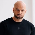 Новини культури - Відомий ведучий опинився в епіцентрі обстрілу