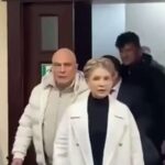 Корупція - Навіть не 17-й Тимошенко в суді іронізує над вилученим у неї старим iPhone