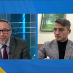 Пояснення причин коливань курсу долара та євро | Василь Фурман